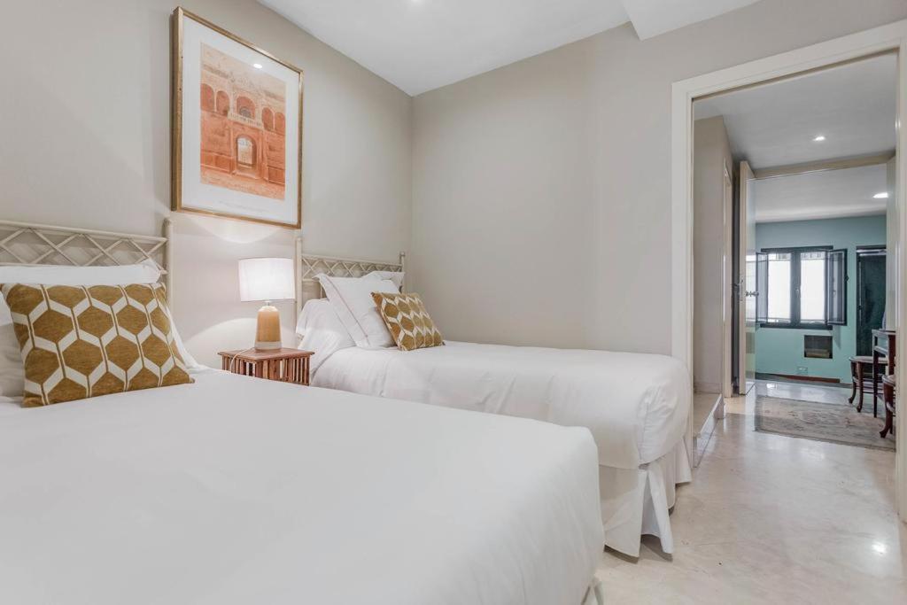 塞维利亚Fam Sevillian Townhouse别墅 外观 照片