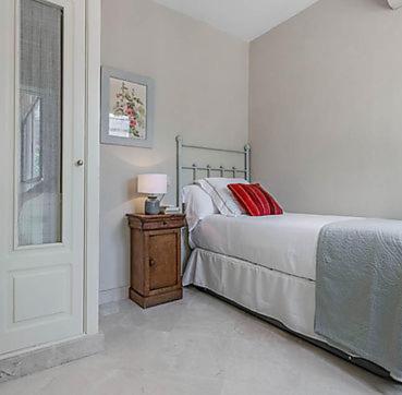 塞维利亚Fam Sevillian Townhouse别墅 外观 照片