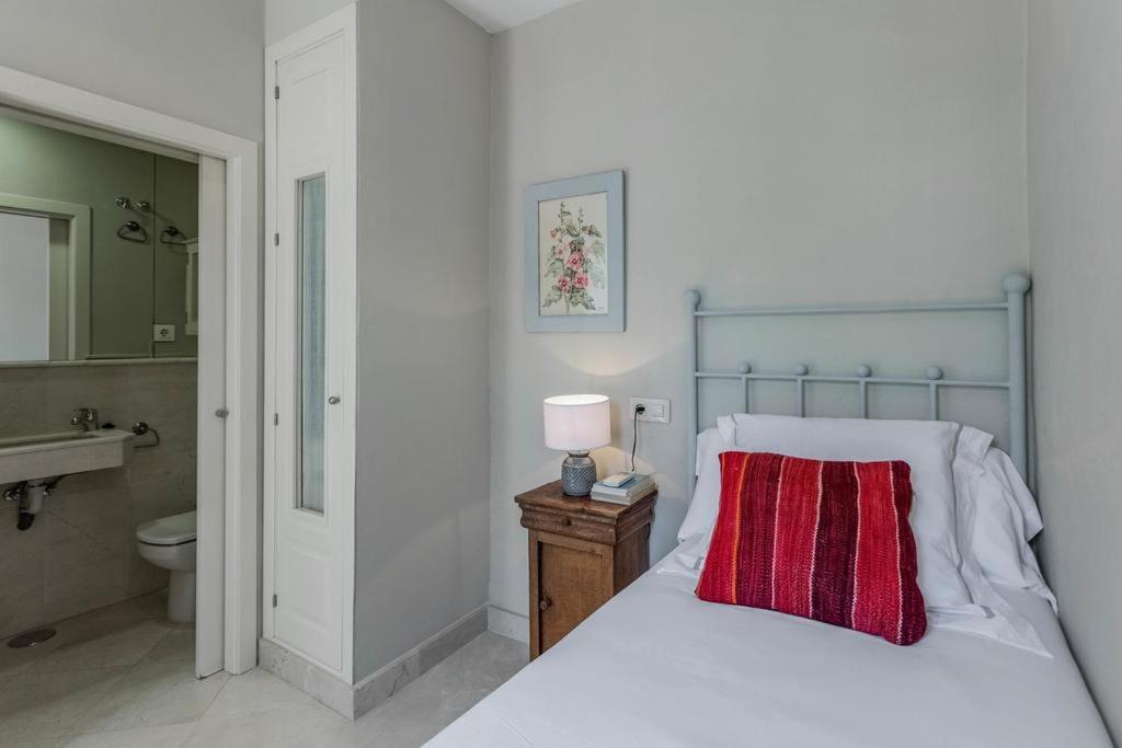 塞维利亚Fam Sevillian Townhouse别墅 外观 照片