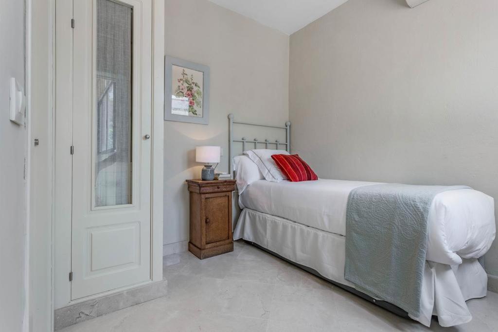 塞维利亚Fam Sevillian Townhouse别墅 外观 照片
