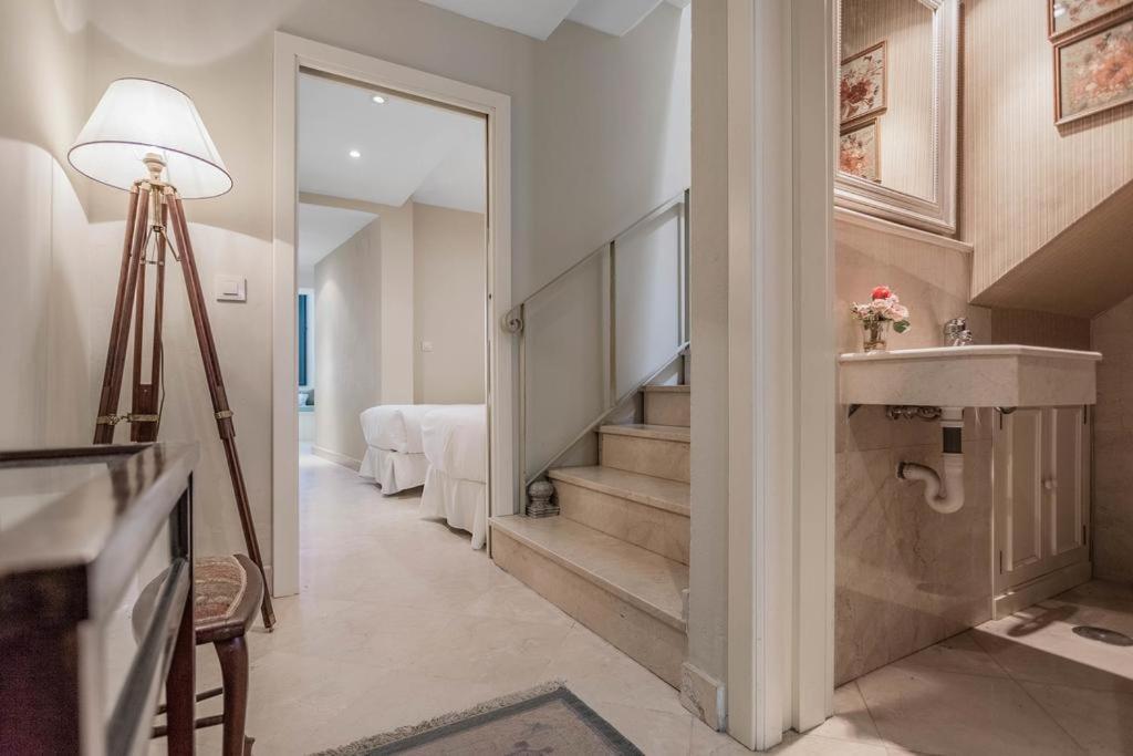 塞维利亚Fam Sevillian Townhouse别墅 外观 照片